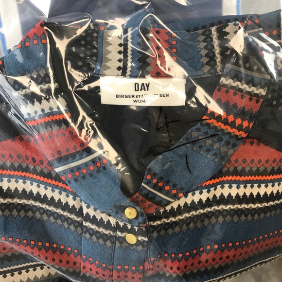 DAY Birger et Mikkelsen Woman Silk Striped Button Up Shirt Size 36 - Picture 8 of 8